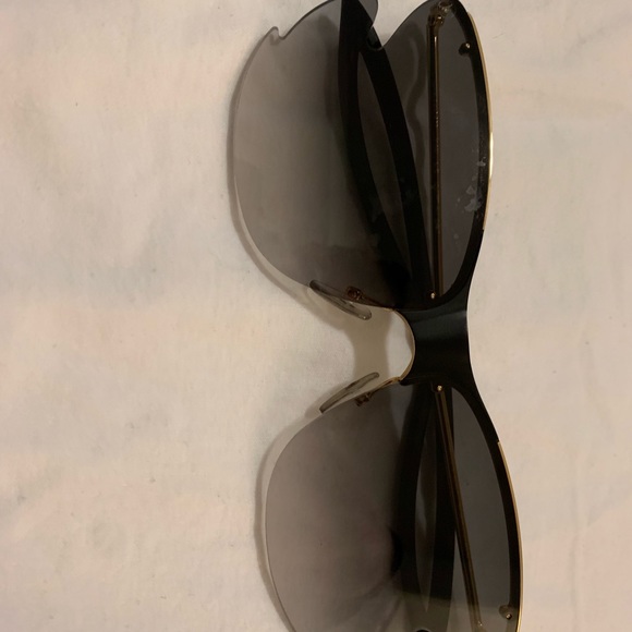 LOUIS VUITTON SUNGLASSES - Picture 7 of 8